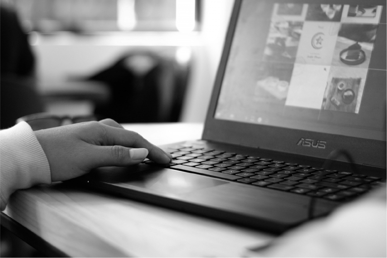 MANAJEMEN WAKTU DENGAN TIMELINE