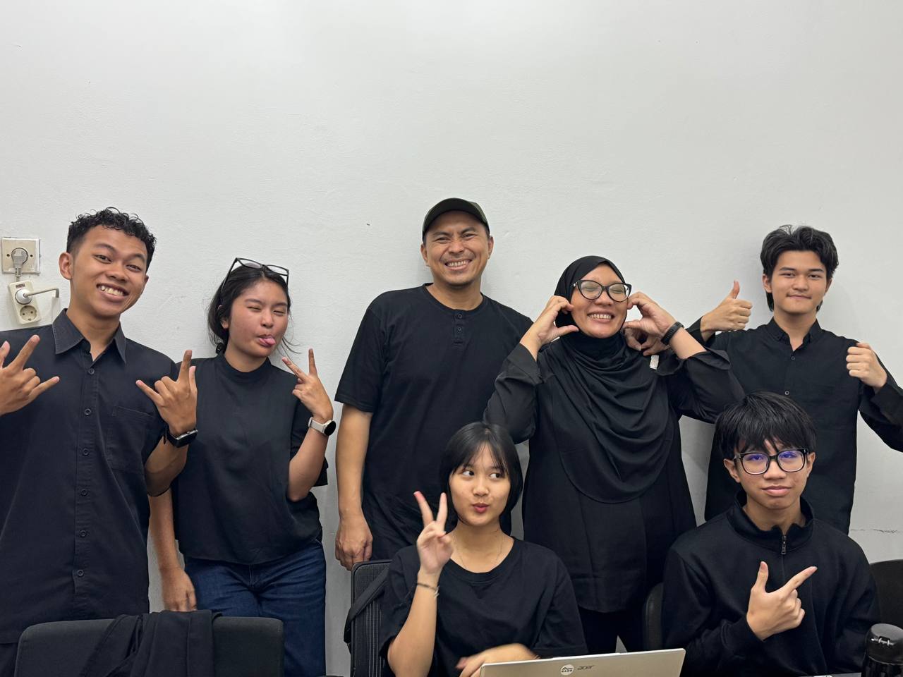 Mendengar Itu Mudah, Tapi Benar-Benar Mendengarkan Itu Berbeda